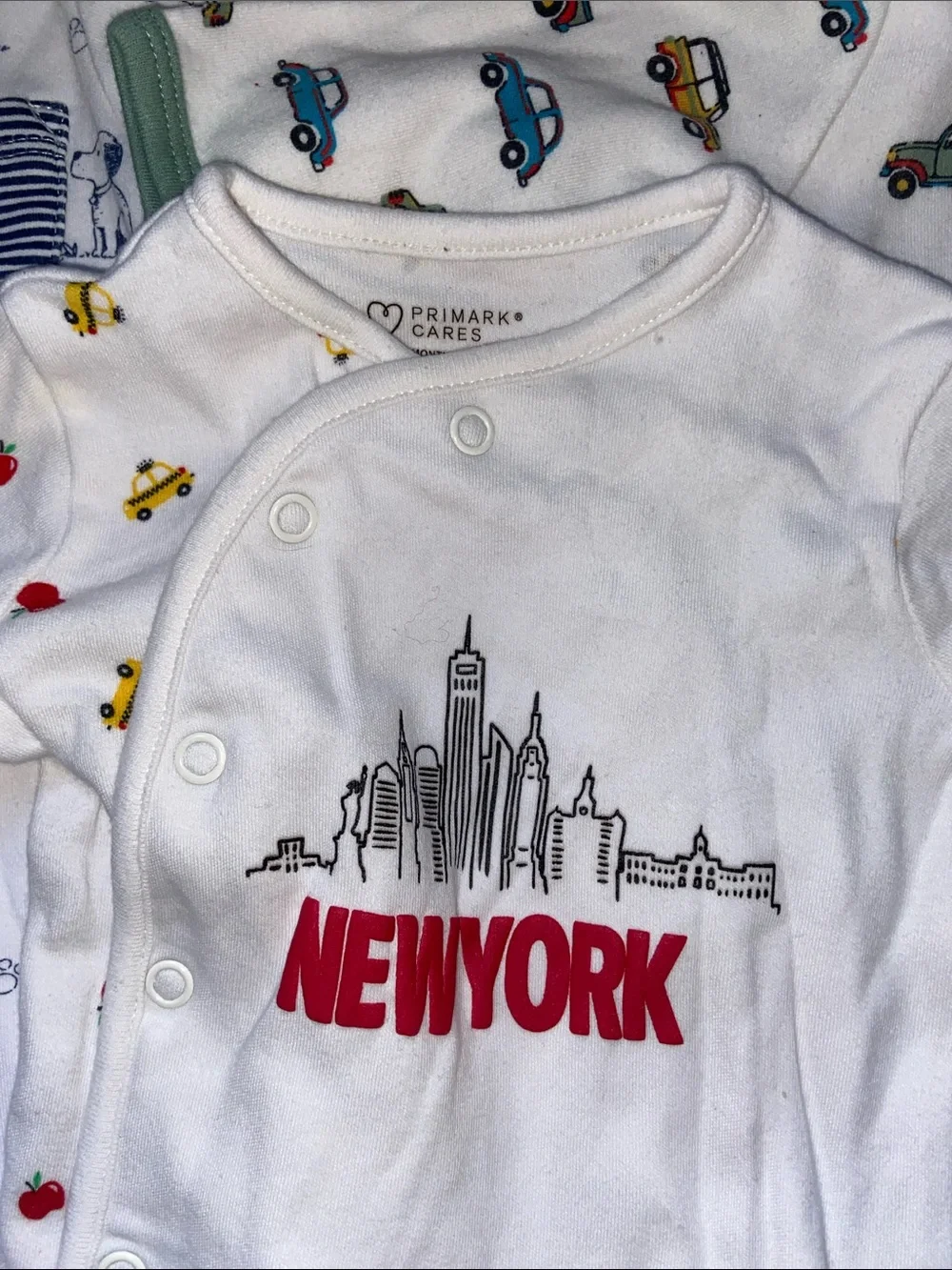 Little Me,Primarks Cares White Footie Trio with Red New York Accent size Newborn